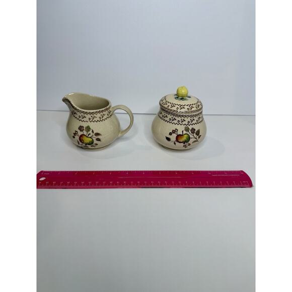 Vtg Apple Stoneware Creamer & Sugar Set – Made in England, Hand-painted Fruit - Picture 3 of 6
